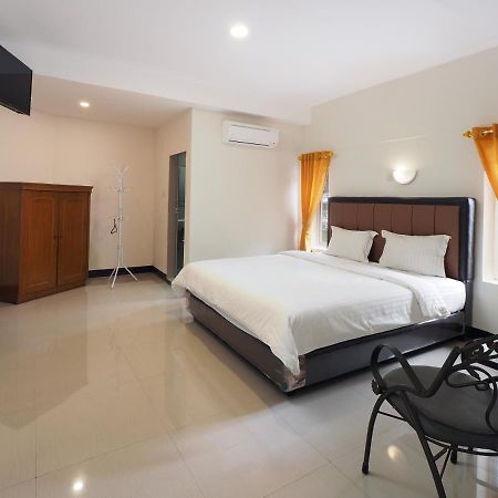 New Gentala Hotel Medan Exterior photo